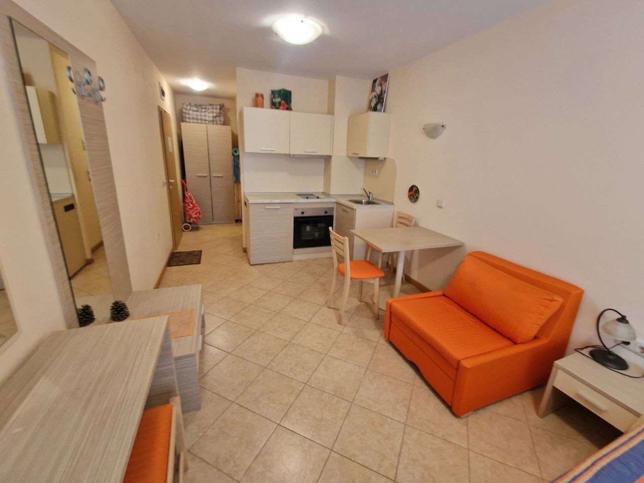 6028341515018505766 Studio im Komplex “Royal Sun”