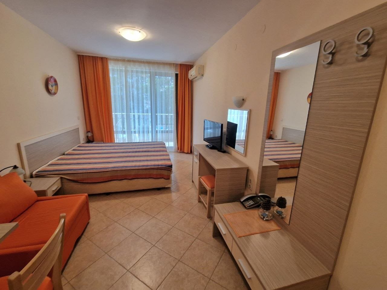 6028341515018505767 Studio im Komplex “Royal Sun”