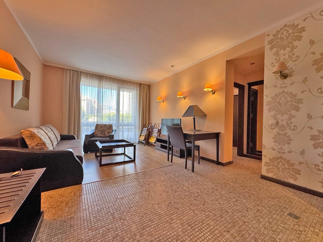 barcelo-p1 Zweizimmerwohnung im Komplex „Barcelo Royal Beach“