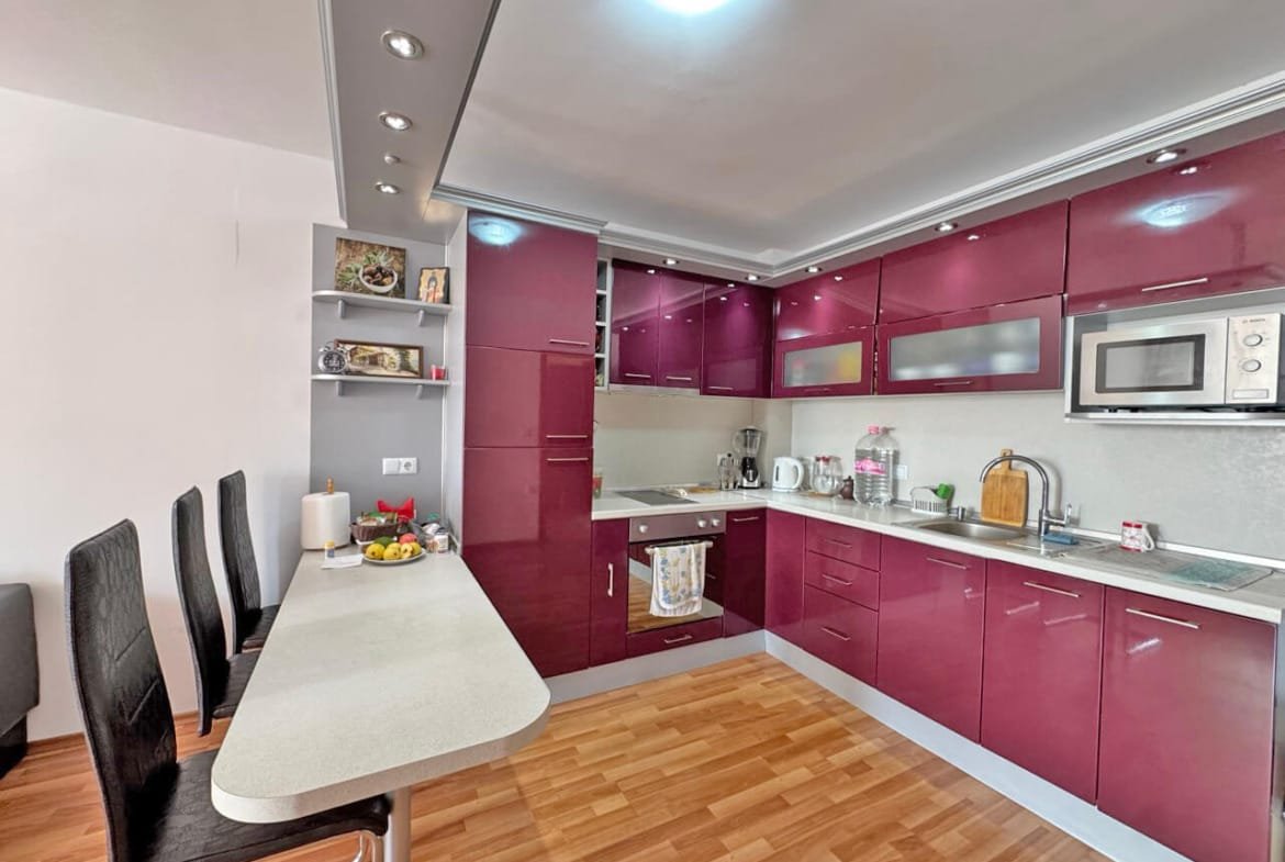 Двухкомнатный апартамент в комплексе “Diamant Residence”