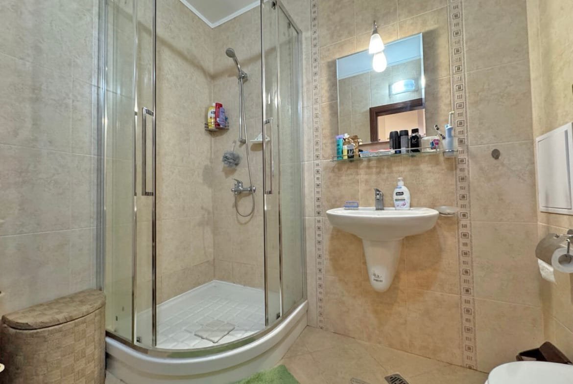 Двухкомнатный апартамент в комплексе “Diamant Residence”