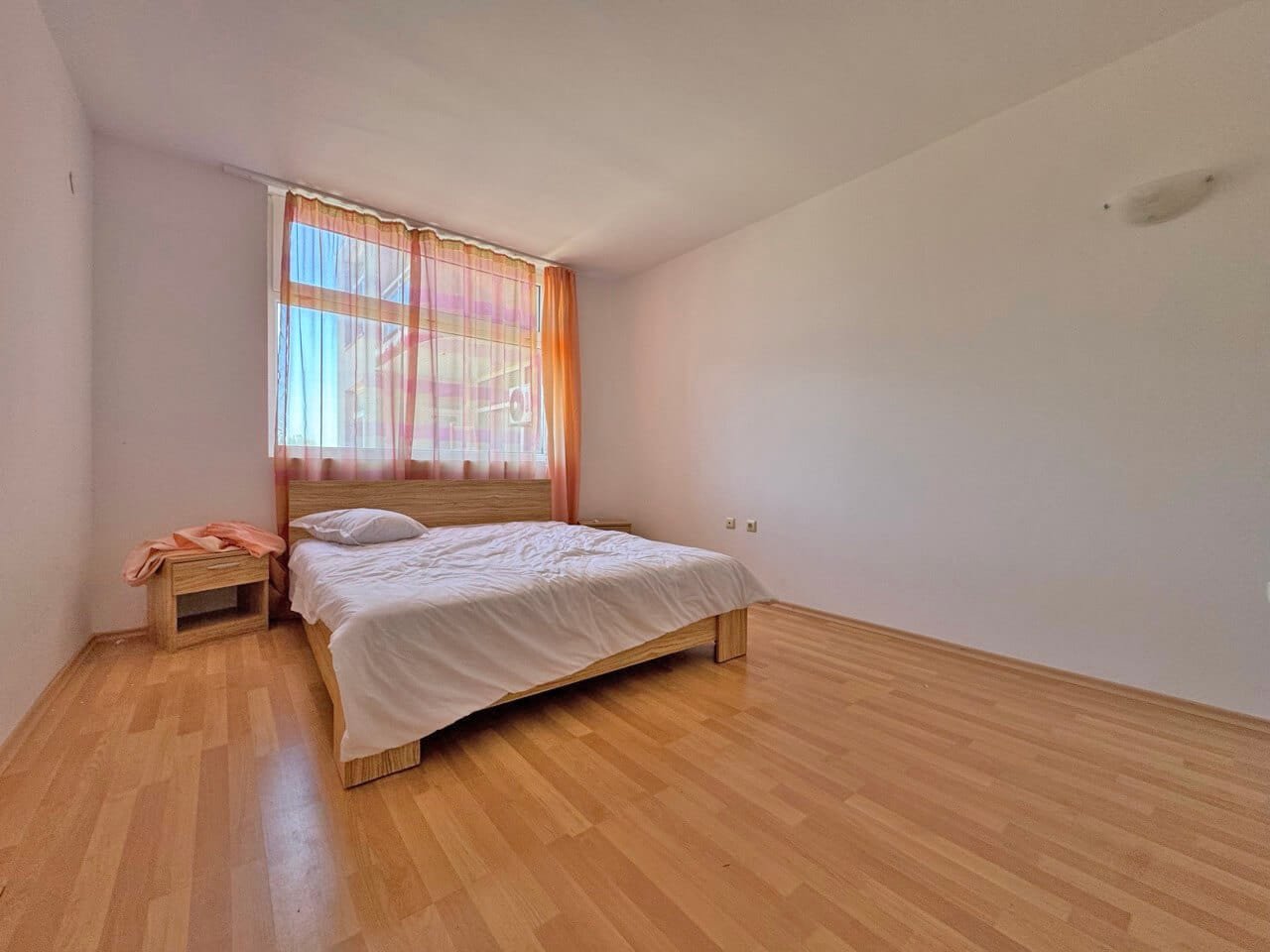 globul6 Zweizimmerwohnung im Komplex “Global Ville”
