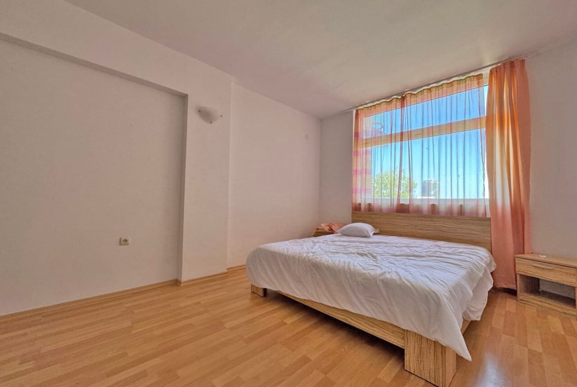 Zweizimmerwohnung im Komplex “Global Ville”