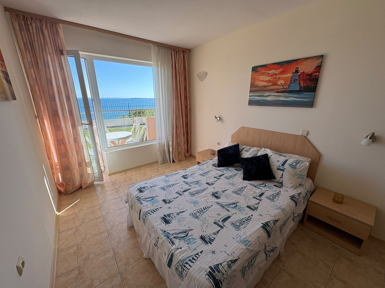 one-bedroom-apartment-sea-view-bulgaria 2 Двухкомнатный апартамент в комплексе “Coral Beach”