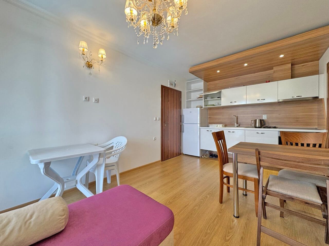 Zweizimmerwohnung im Komplex “Sweet Homes 7”